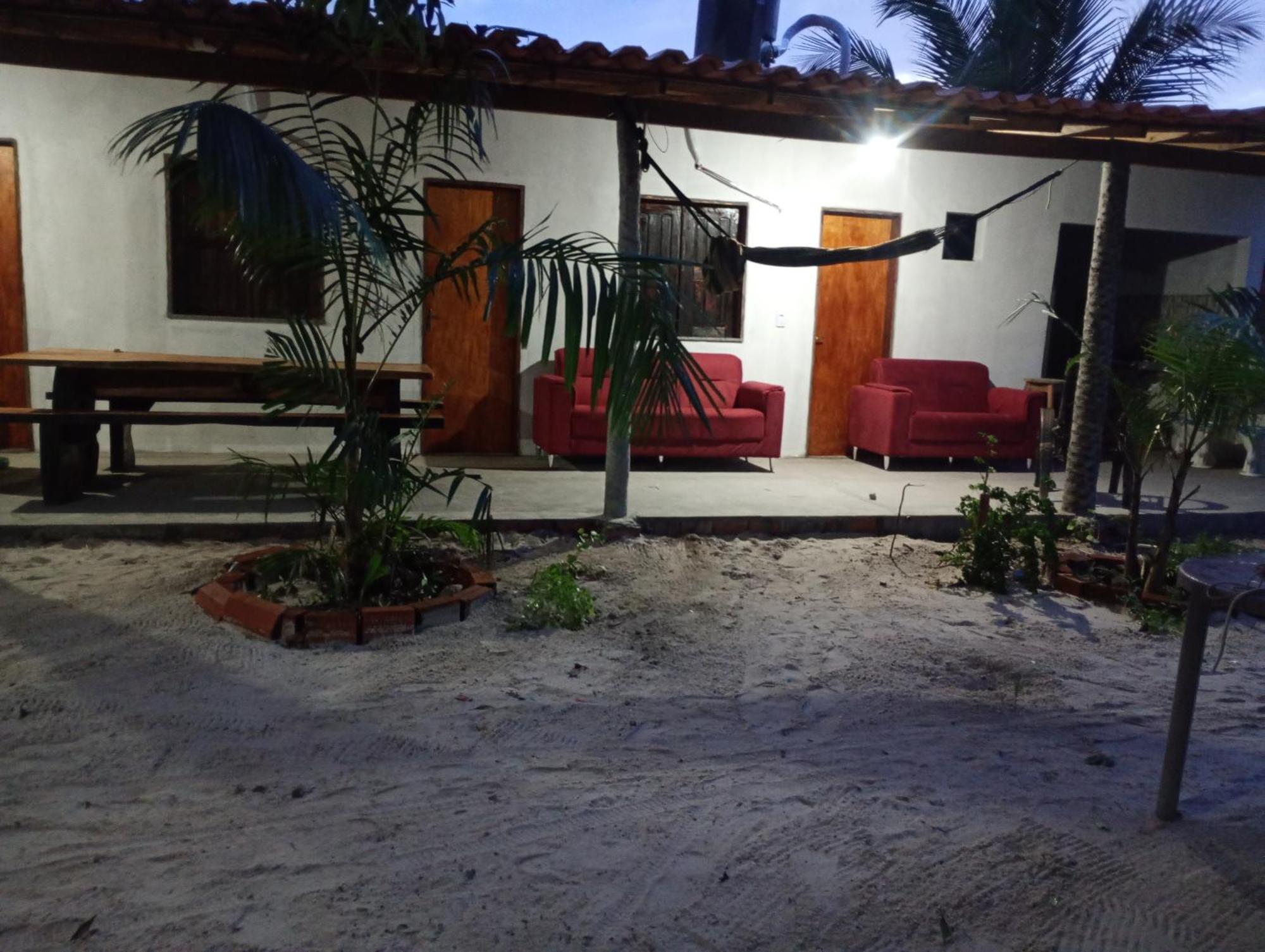 Hostel E Camping Na Rua Das Flores Santo Amaro do Maranhao Exterior photo