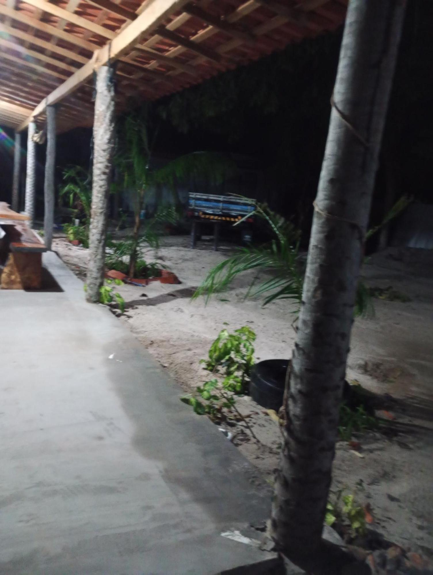 Hostel E Camping Na Rua Das Flores Santo Amaro do Maranhao Exterior photo